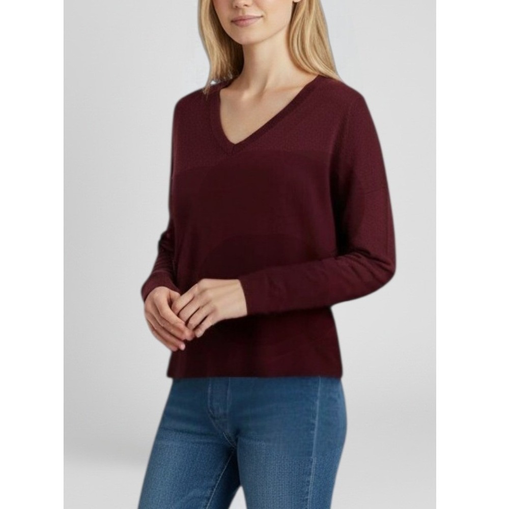 Quince Womens XS NWT Mongolian Cashmere V-Neck Sweater Burgundy Quiet Lux Fitted
